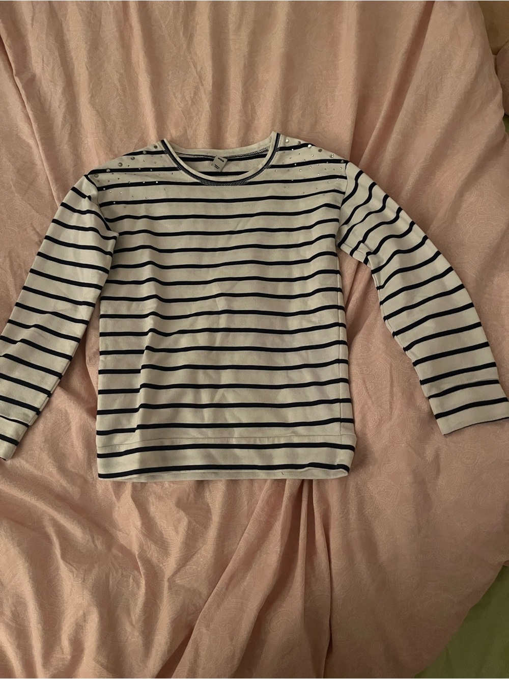 Old Navy White Long-Sleeve Tee with Navy Stripes